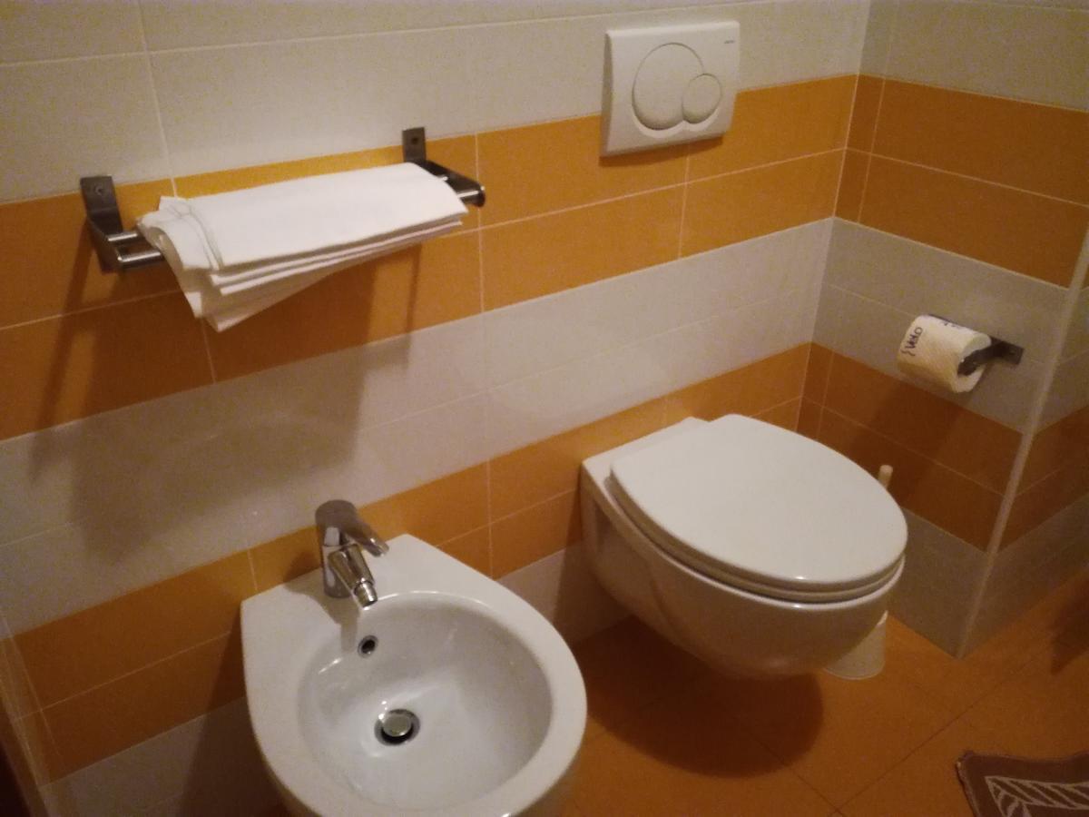 Albergo Girasole Frontemare San Benedetto del Tronto Zewnętrze zdjęcie